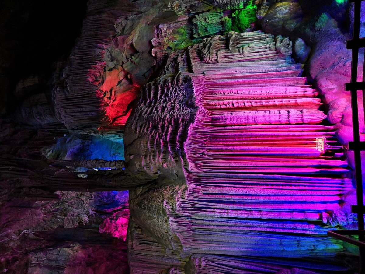 阳朔银子岩溶洞